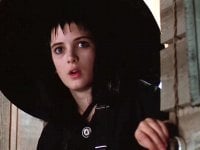 Beetlejuice 2: Winona Ryder di nuovo nei panni di Lydia Deetz nelle prime foto dal set