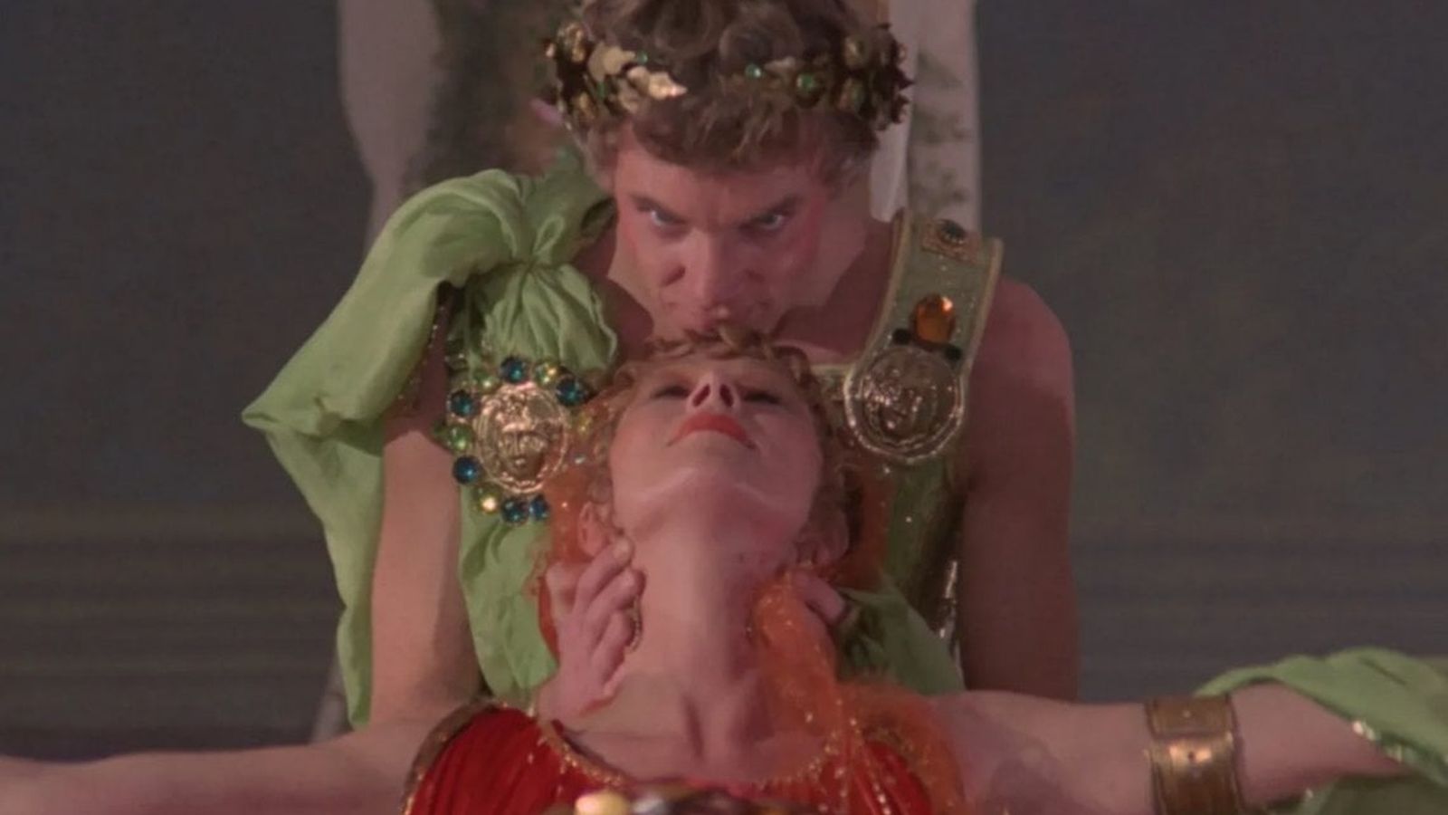 Caligola, Tinto Brass si dissocia dalla versione proiettata a Cannes 2023 e minaccia azioni legali
