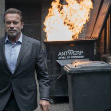 Fubar: Arnold Schwarzenegger in una scena della serie