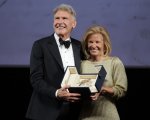 Cannes 2023, Harrison Ford ritira il premio alla carriera: 'Sono onorato, ma ora guardatevi Indiana Jones 5'