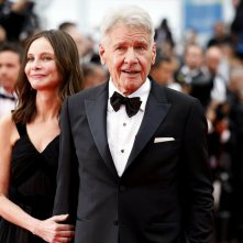 Indiana Jones e il Quadrante del Destino: Harrison Ford con la moglie Calista Flockhart a Cannes 2023