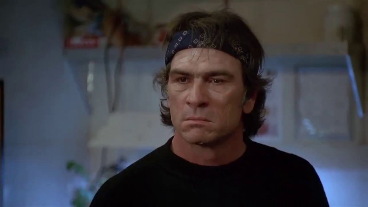 Trappola in alto mare su Rai 4: trama e cast del film action-thriller in onda stasera 19 maggio