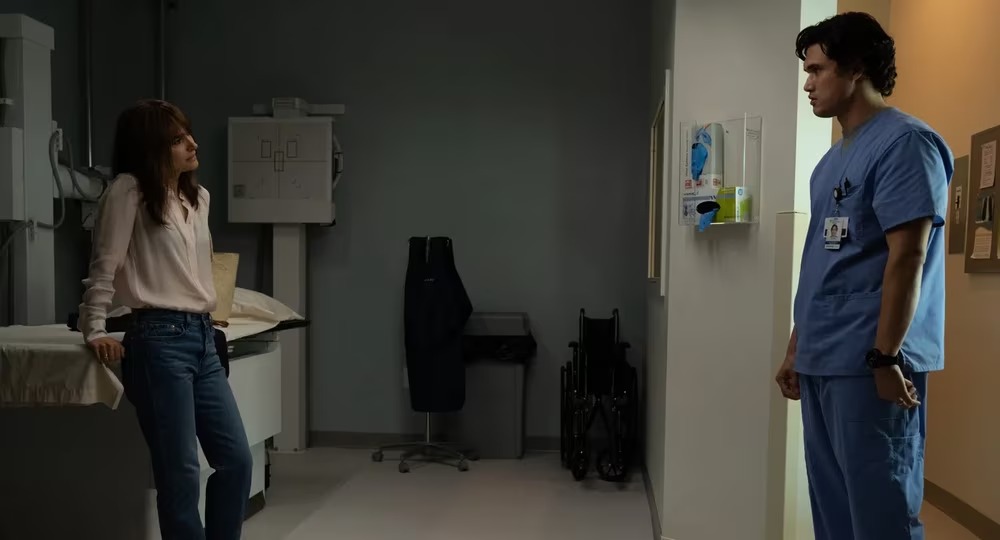 May December per i Golden Globes è una commedia, Charles Melton: 'Non mi sembrava divertente quando lo giravo'