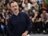 Cannes 2023, Jude Law su Firebrand e la monarchia inglese: 'Per me è come il teatro'