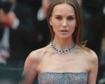Cannes 2023, Natalie Portman: 'Anche qui ci si aspetta che le donne si comportino in modo diverso dai maschi'