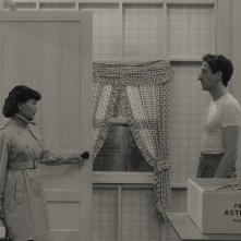 Asteroid City: Hong Chau, Adrien Brody in una foto del film