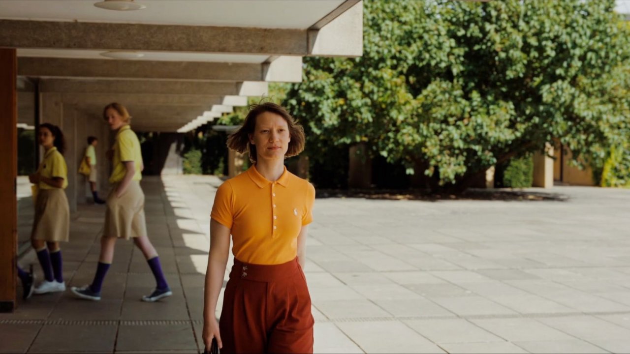 Club Zero, la recensione: troppa carne al fuoco nel film di Jessica Hausner