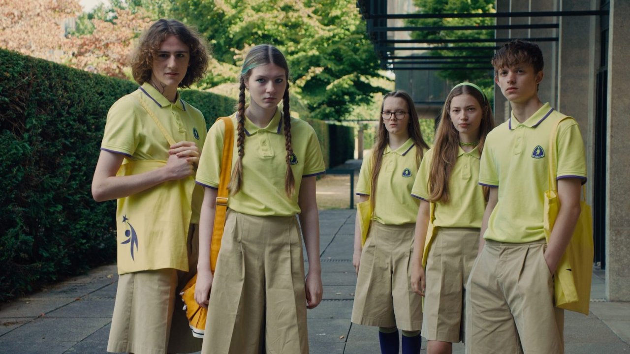 Club Zero: il film con Mia Wasikowska sconvolge il pubblico per una scena di vomito