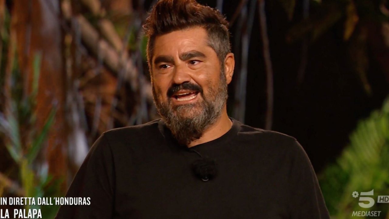 Isola dei Famosi 2023,  Paolo Noise abbandona, Christopher Leoni eliminato, cinque al televoto