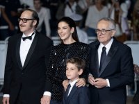 Cannes 2023, giorno 8: Barbara Ronchi e Fausto Russo Alesi, il (vero) talento sulla Croisette