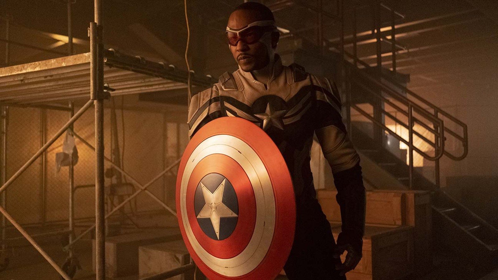 Captain America: New World Order, le foto dal set confermano il ritorno della corporation più malvagia