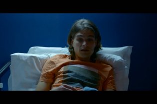 Prima di andare via - Clip 'Visita In Ospedale'