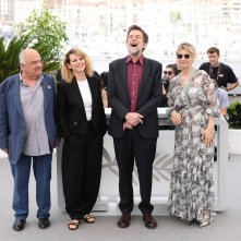 Il Sol Dell'Avvenire: Nanni Moretti con gliattori Teco Celio, Barbora Bobulova e Margherita Buy a Cannes 2023