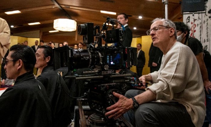 Michael Mann è entrato in studio forzando i picchetti della WGA? Il regista nega