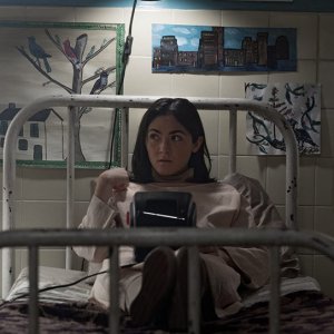 Orphan: First Kill: Isabelle Fuhrman in una scena del film