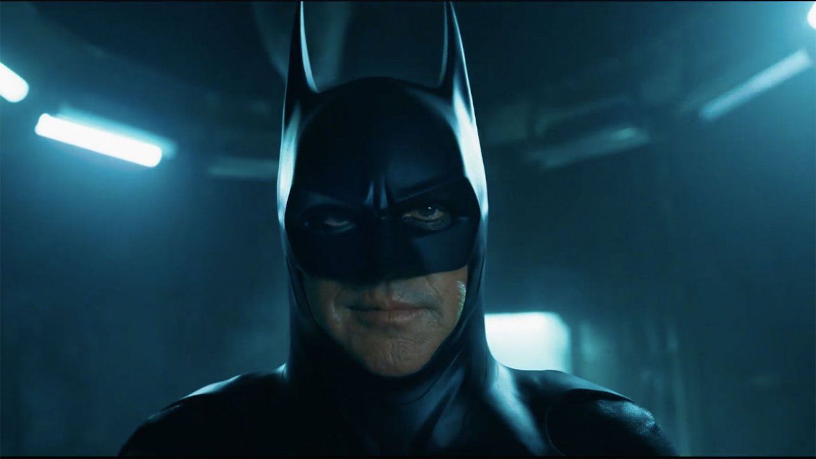 The Flash: i due Barry Allen incontrano il Batman di Michael Keaton nella prima clip