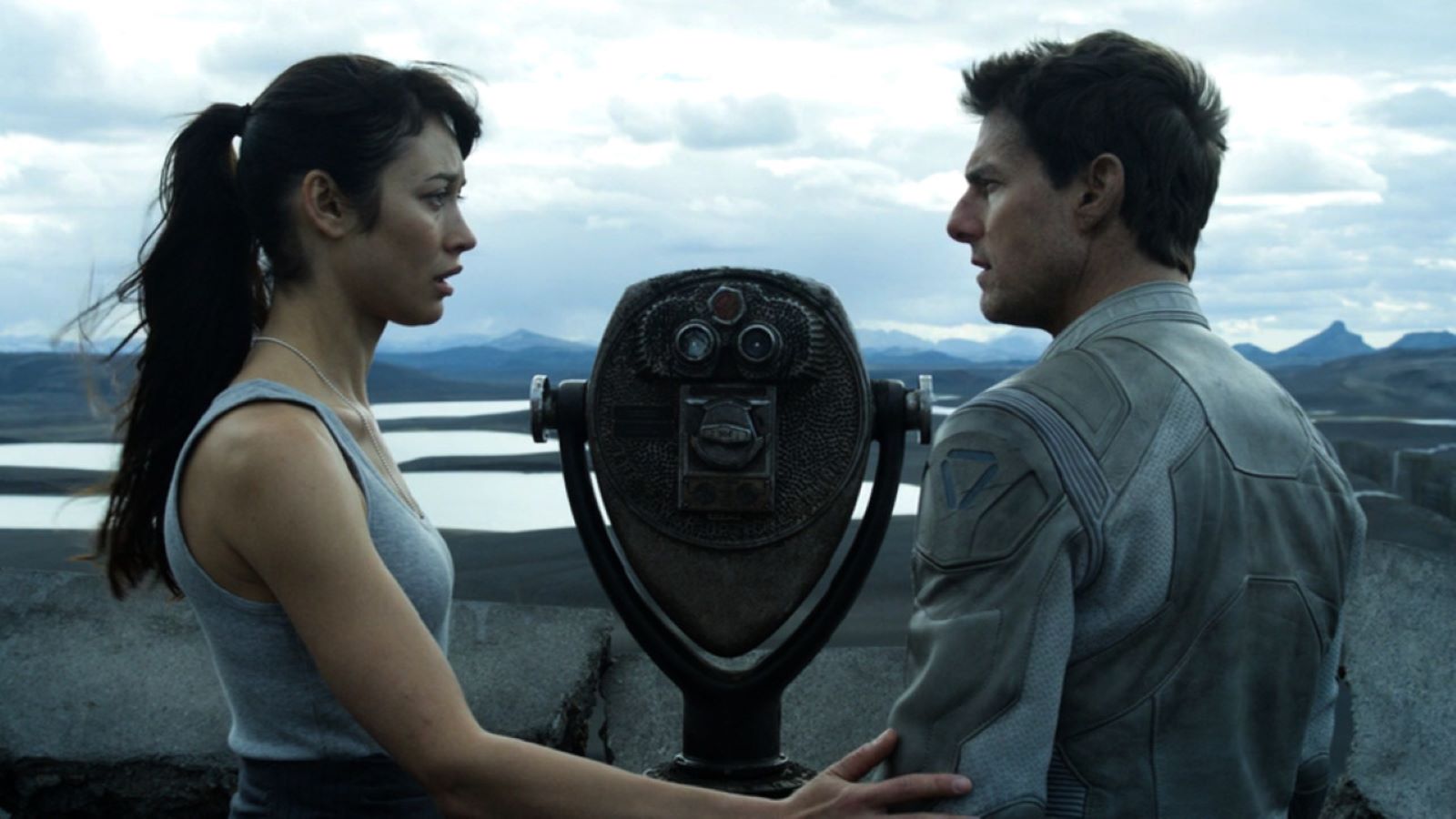 Oblivion stasera su Italia 1: trama e cast del film con Tom Cruise e Morgan Freeman