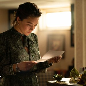A Good Person: Florence Pugh in una scena del film