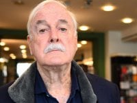 Brian di Nazareth, John Cleese: 'Non verrà modificato per compiacere la comunità LGBT'