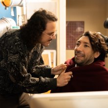 Pesci piccoli – Un'agenzia. Molte idee. Poco budget: una scena della serie