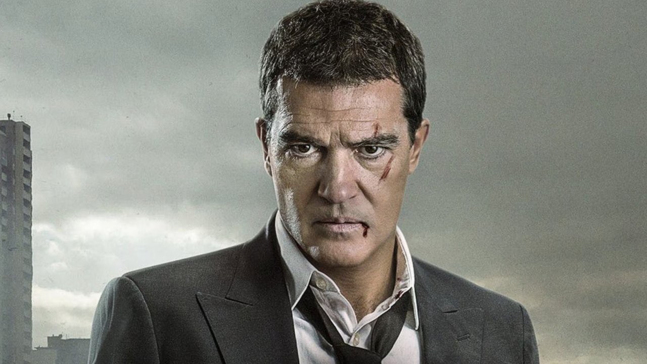 Fantastic Four: Antonio Banderas alimenta le voci del suo ingaggio nel ruolo di Galactus con un video