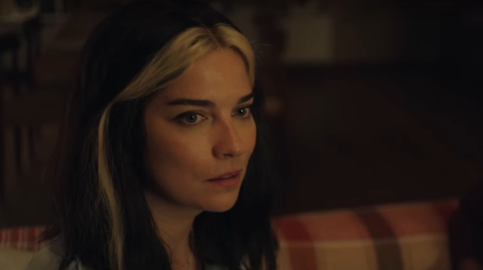 Black Mirror: il nuovo trailer prende in giro Netflix e svela la data d'uscita