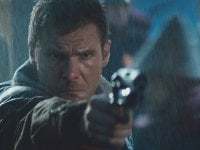 Blade Runner, Harrison Ford cambia la sua versione: 'Ho sempre saputo che Rick Deckard era un replicante'