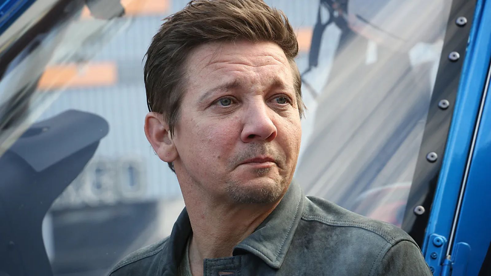 Jeremy Renner rompe il silenzio sul suo futuro nell'MCU cinque mesi dopo l'incidente