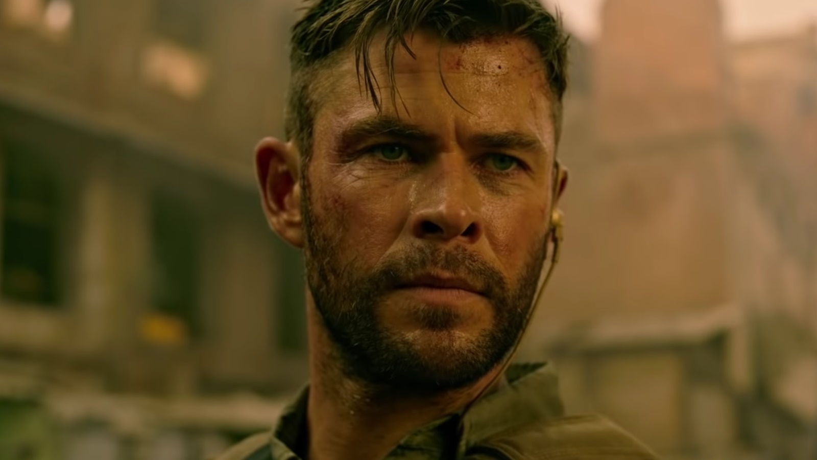 Furious, Chris Hemsworth thinks Mad Max prequel is 'best experience of his career'