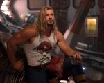 Thor: Love and Thunder, Chris Hemsworth sulle critiche: 'Ci siamo divertiti troppo ed è diventato sciocco'