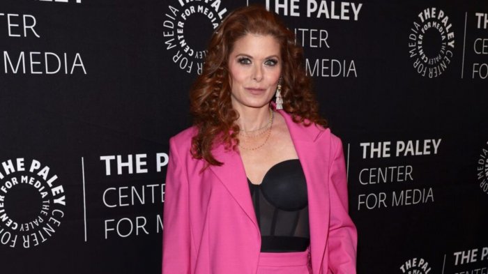 Will & Grace, Debra Messing: 'Mi chiesero di avere tette più grosse per lo show'