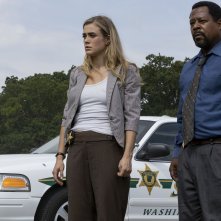 Mindcage - Mente criminale: Melissa Roxburgh e Martin Lawrence in un'immagine