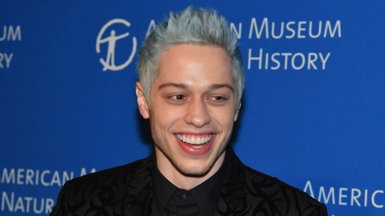 Pete Davidson ha comprato un traghetto mentre era fatto: 'Spero diventi un Transformer così smetto di pagarlo'