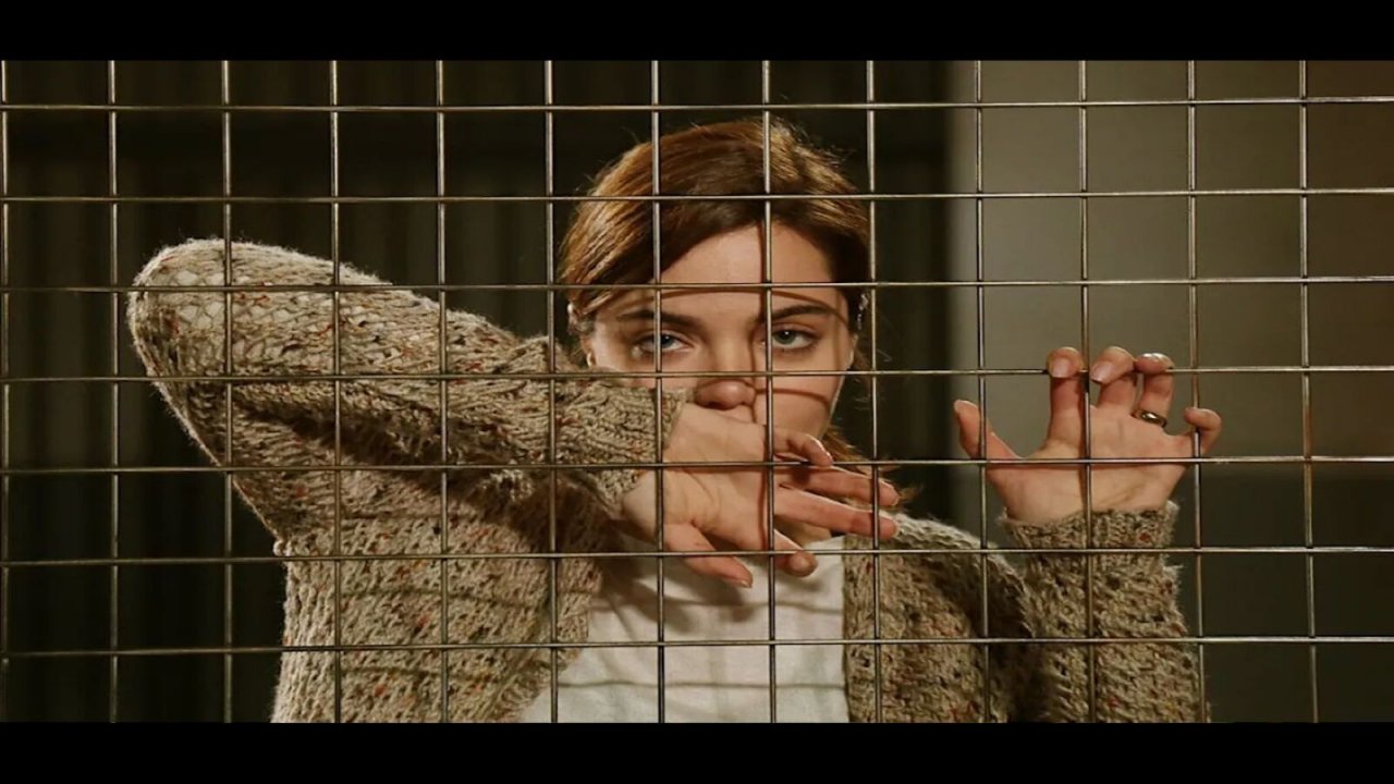 Terra Amara, anticipazioni trama 8 giugno: Zuleyha in prigione, la rabbia esplosiva dopo la visita dei figli