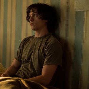 The Crowded Room: Tom Holland in una scena