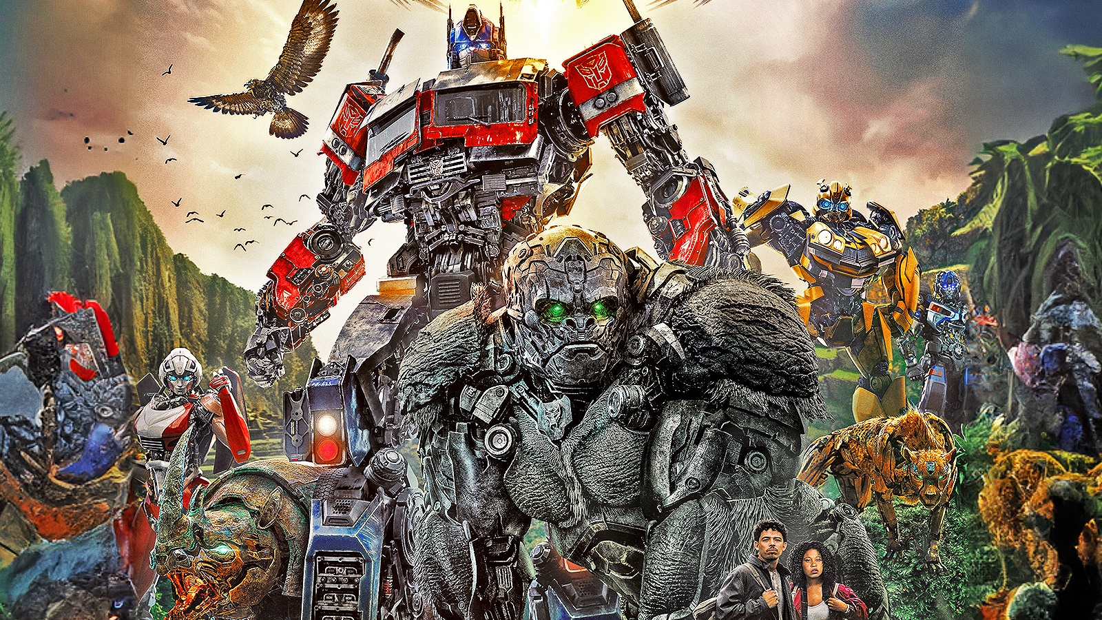 Transformers - Il risveglio, la recensione: un pieno di benzina per una saga in riserva
