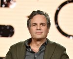 Mark Ruffalo protagonista della nuova serie HBO dell'autore di Omicidio a Easttown
