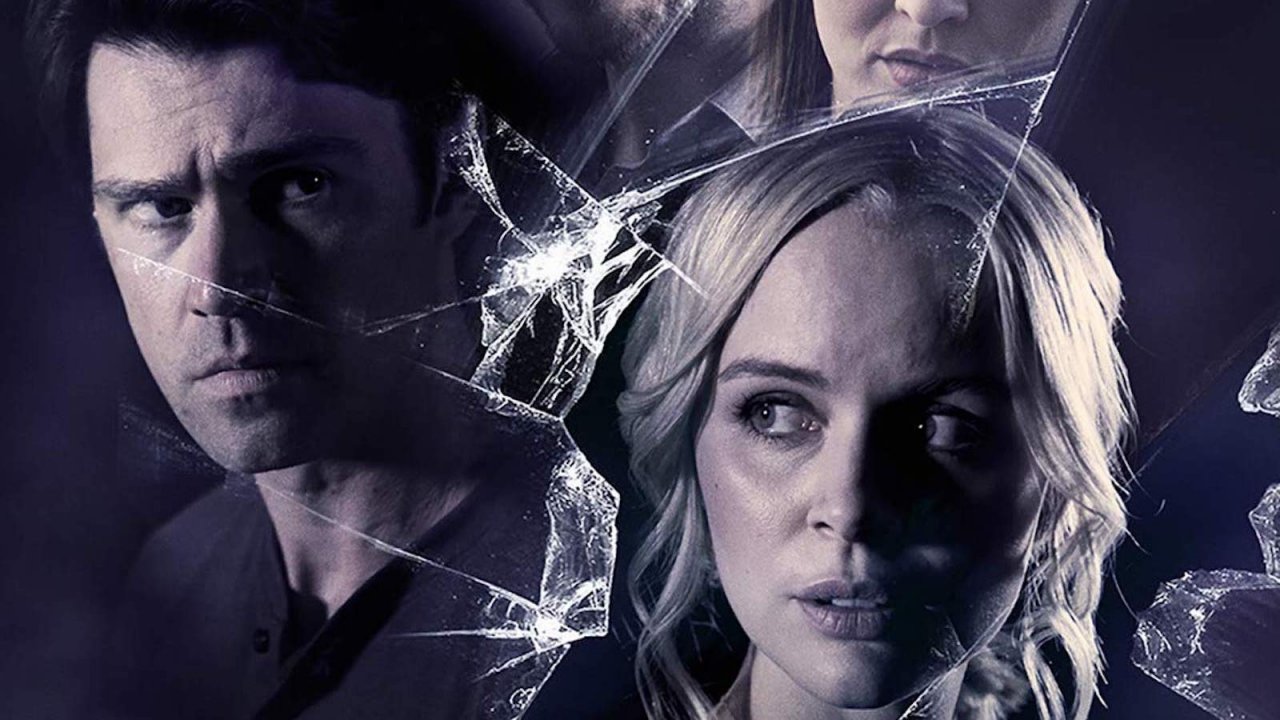 Cristalli di memoria, la recensione: un film thriller canonico