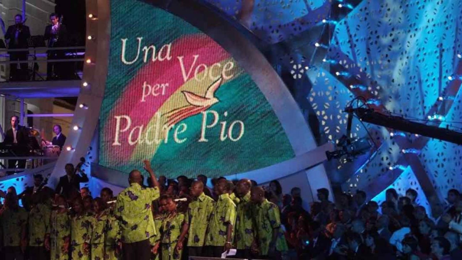 Ascolti TV del 9 giugno: Una Voce per Padre Pio contro La Ragazza e l’Ufficiale, ecco chi ha vinto