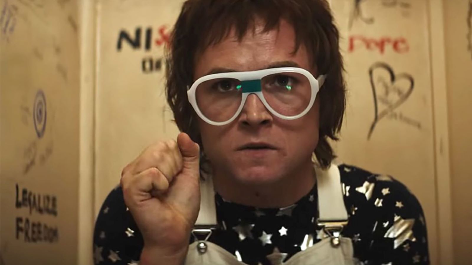 Rocketman, stasera su Canale 5: cast, recensione e trama del film sulla vita di Elton John