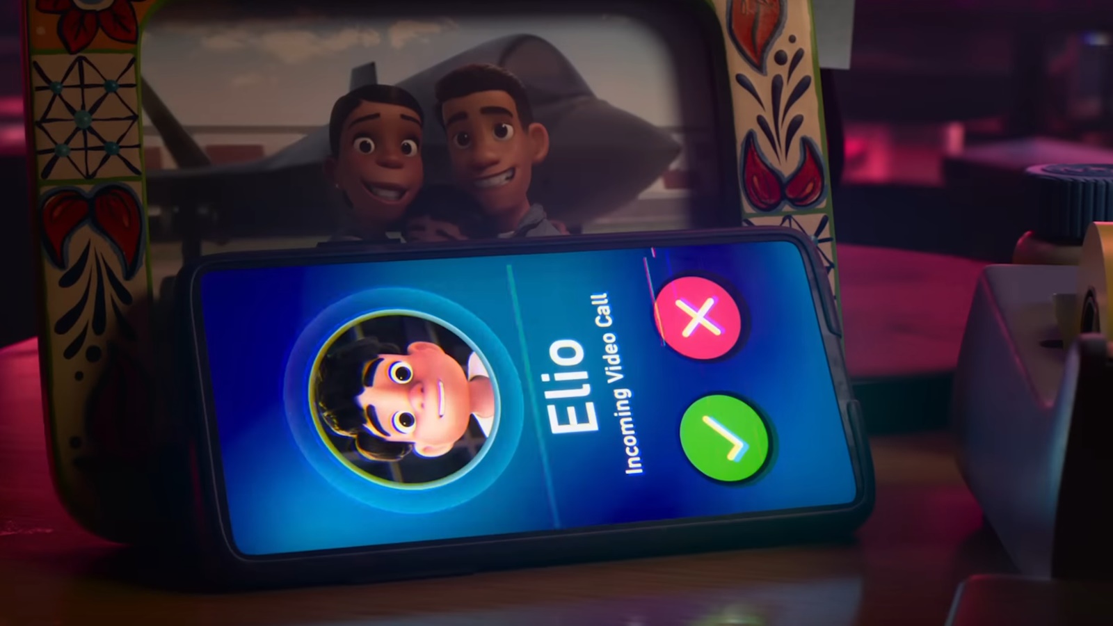 Elio: un ragazzino viene scambiato per il leader della Terra nel primo trailer del film Pixar