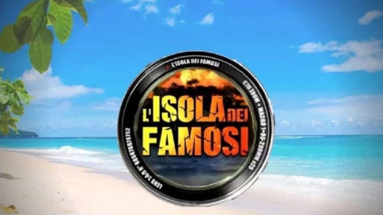 Isola dei Famosi 2023:  Alvin annuncia ai naufraghi la morte di Silvio Berlusconi