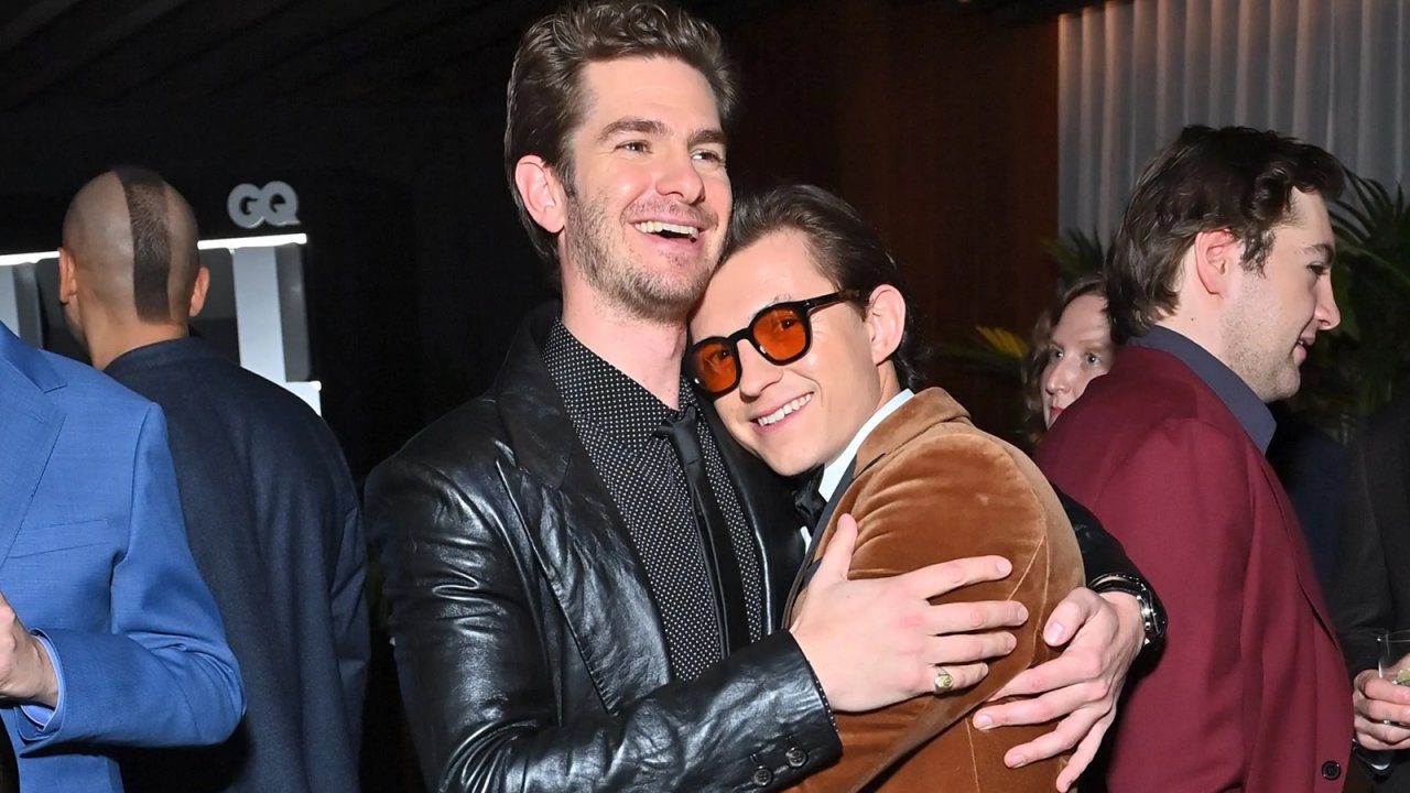 Tom Holland svela: 'Ho una chat di gruppo con Tobey Maguire e Andrew Garfield'
