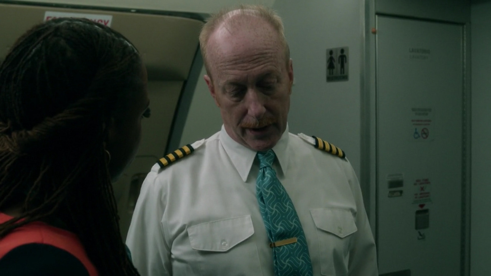 Manifest 4: una scena eliminata svela il destino del Capitano Daly nella serie Netflix