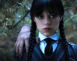 Mercoledì 2, in un video Jenna Ortega e gli altri protagonisti della serie discutono sulle teorie dei fan