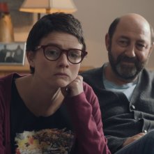 A.A.A. Genero cercasi: Kad Merad, Pauline Etienne in una scena del film