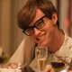 La Teoria del Tutto su Rete 4: trama, cast e recensione del film con il premio Oscar Eddie Redmayne