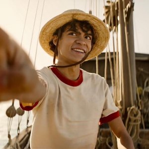 One Piece: Il protagonista in una delle prime immagini della serie Netflix
