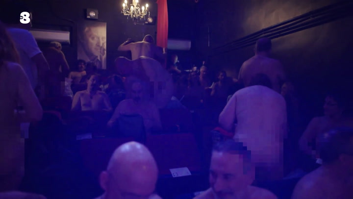 Victoria Cabello - Viaggi Pazzeschi - Nudisti