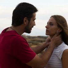 L'estate più calda: Gianmarco Saurino e Nicole Damiani in una scena del film